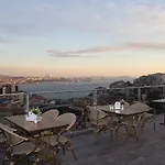 Hotel Trip Bosphorus Taksim 4*