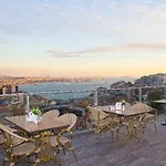 Trip Bosphorus Taksim Hotel 4*