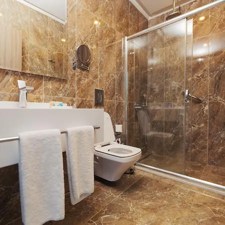 Trip Bosphorus Taksim Isztambul