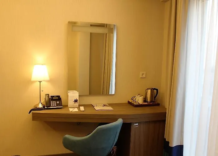 Hotel Trip Bosphorus Taksim 4*