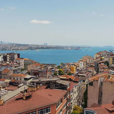 Trip Bosphorus Taksim Istambul